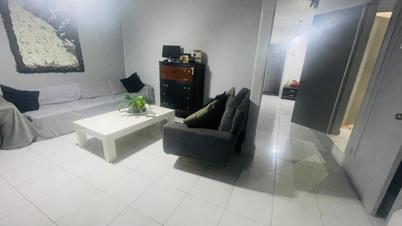 Hostal Letys Place Emilio Mexico City Ngoại thất bức ảnh