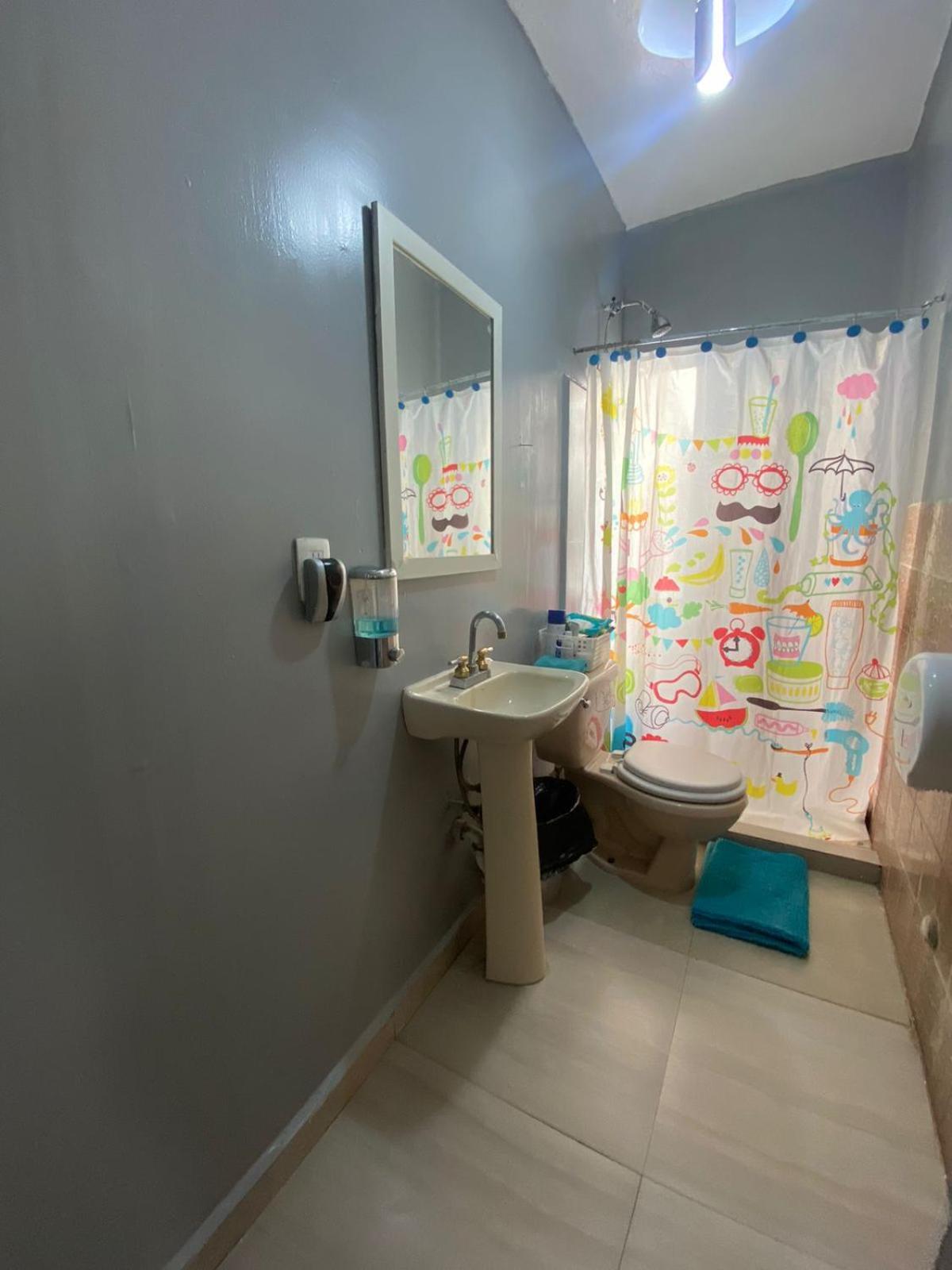 Hostal Letys Place Emilio Mexico City Ngoại thất bức ảnh